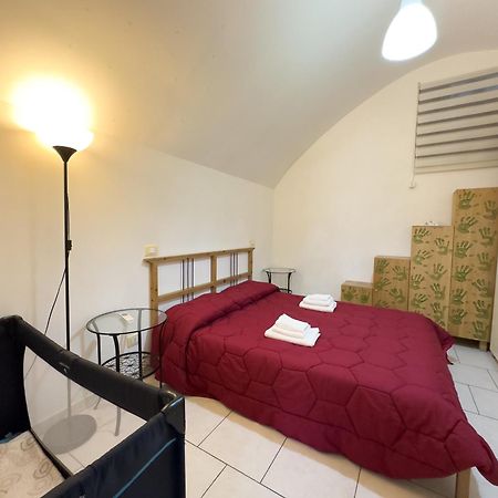 Casa Friends' House Napoli Apartment ภายนอก รูปภาพ