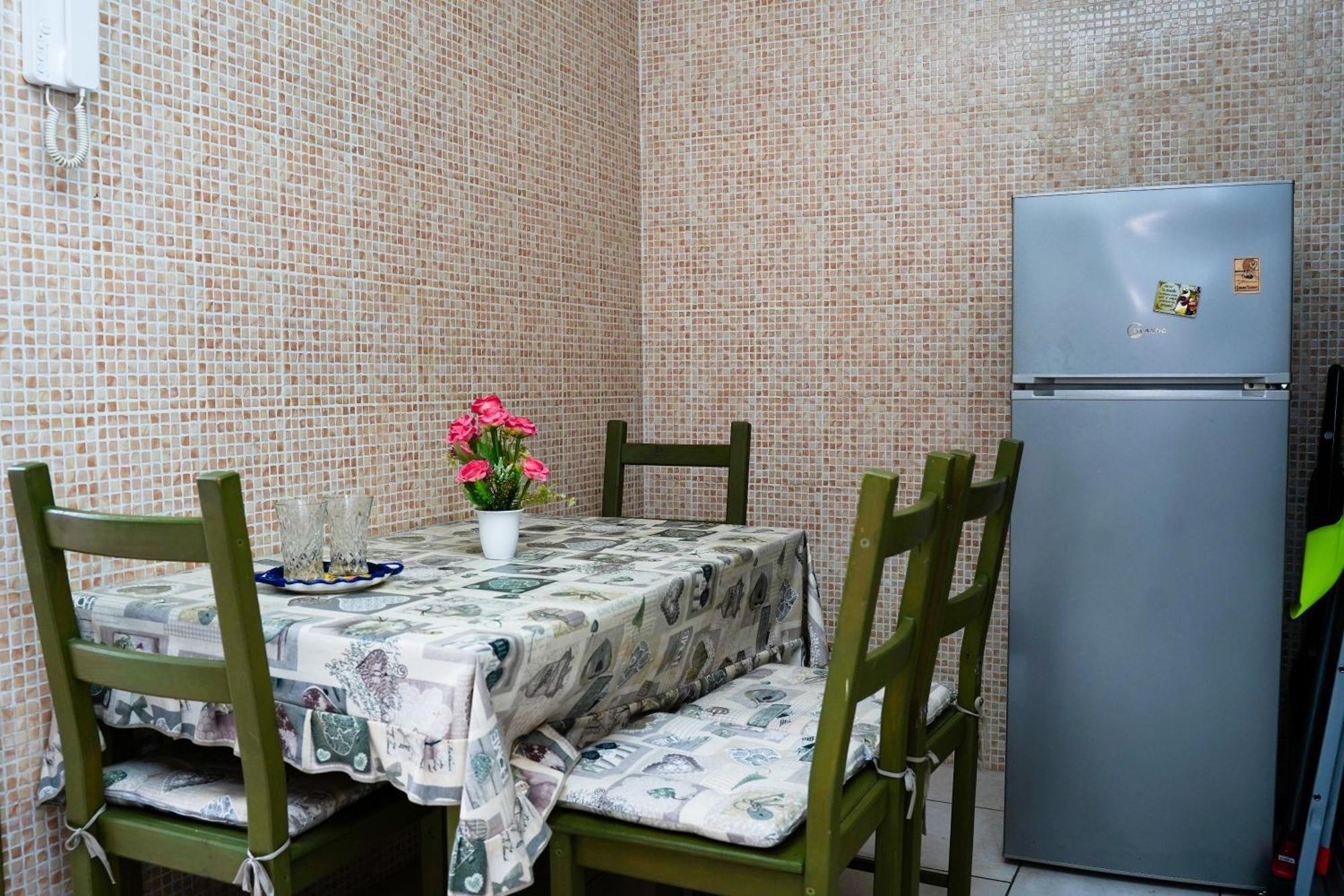 Casa Friends' House Napoli Apartment ภายนอก รูปภาพ