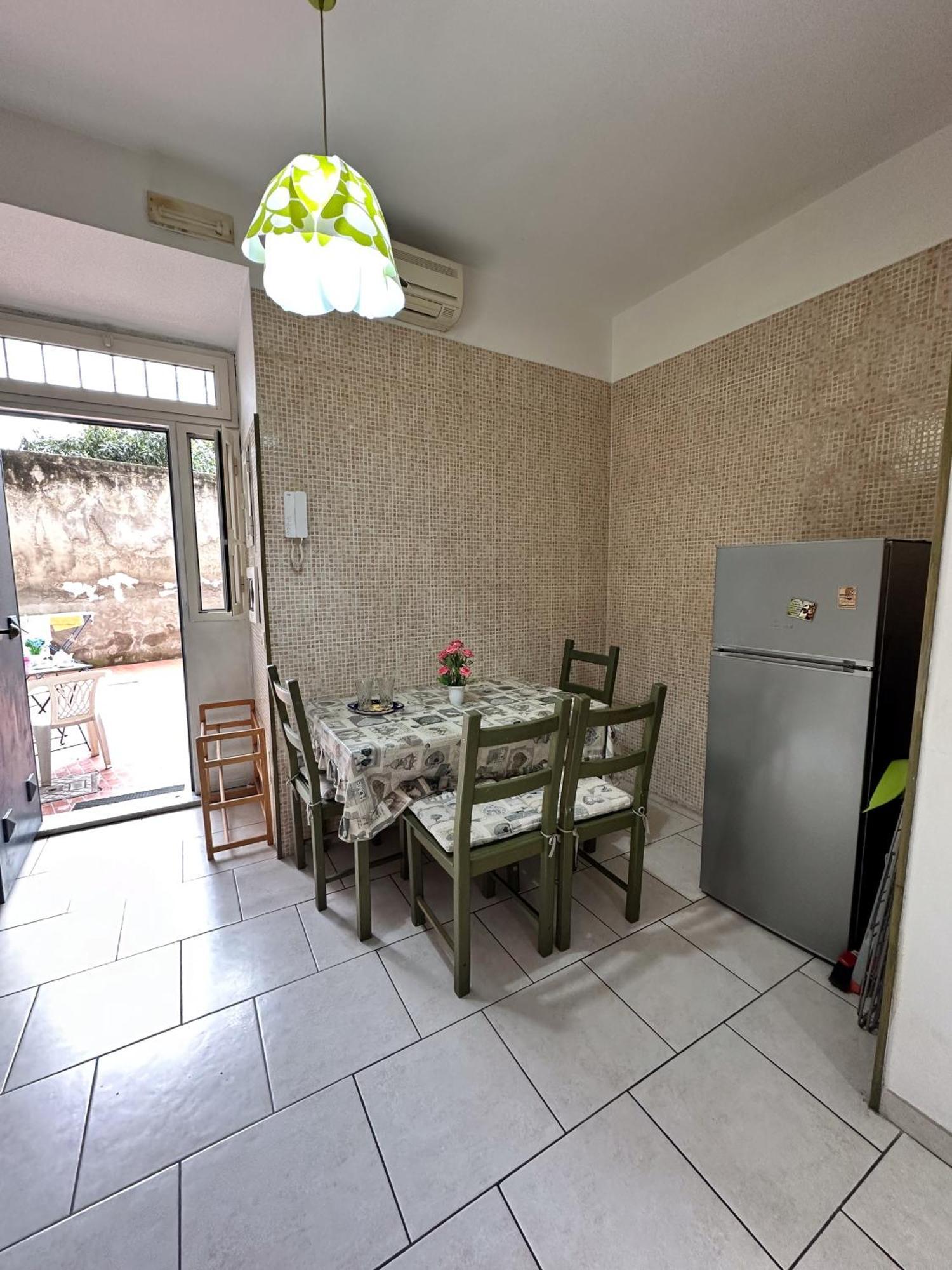 Casa Friends' House Napoli Apartment ภายนอก รูปภาพ