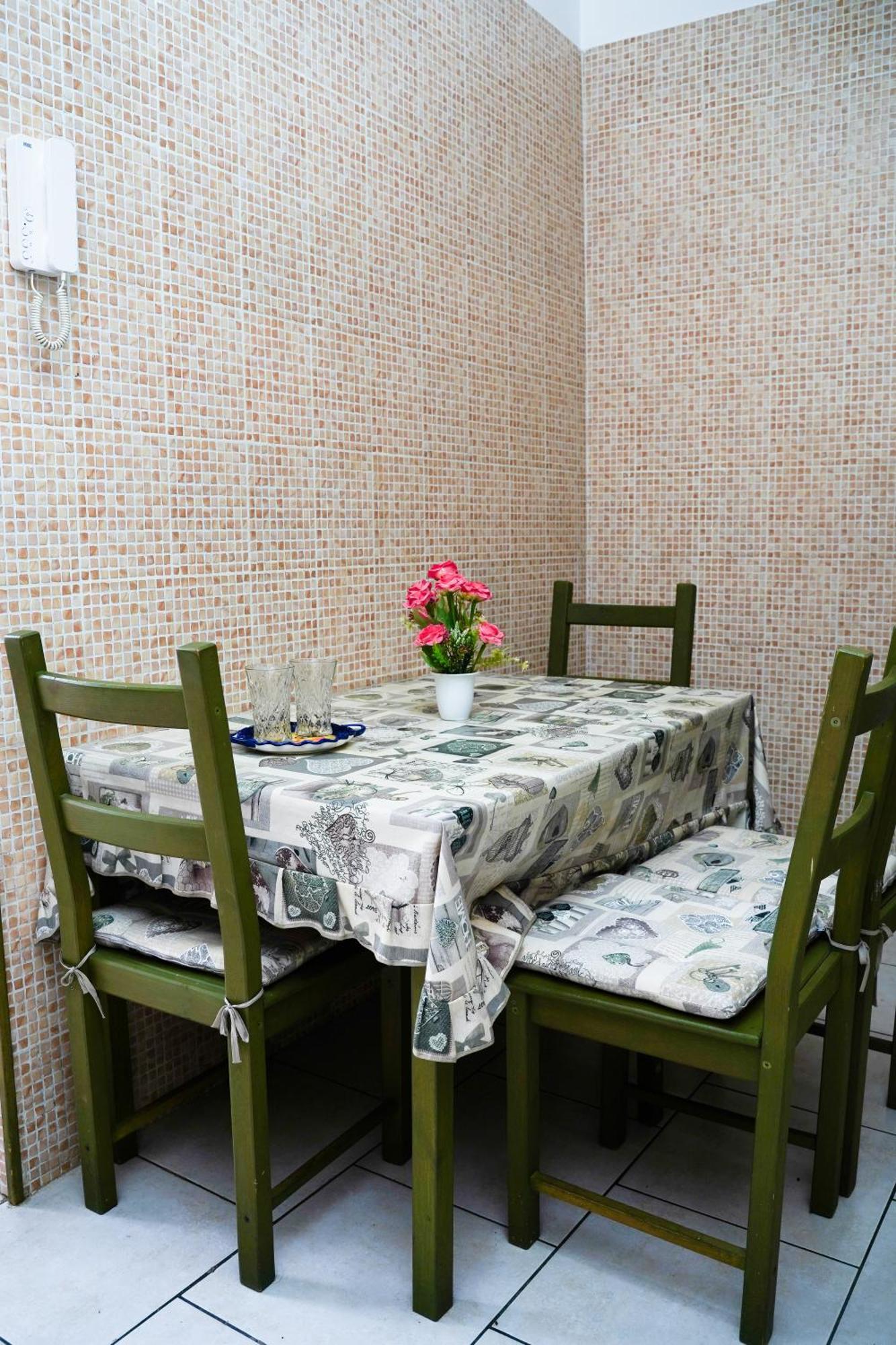 Casa Friends' House Napoli Apartment ภายนอก รูปภาพ