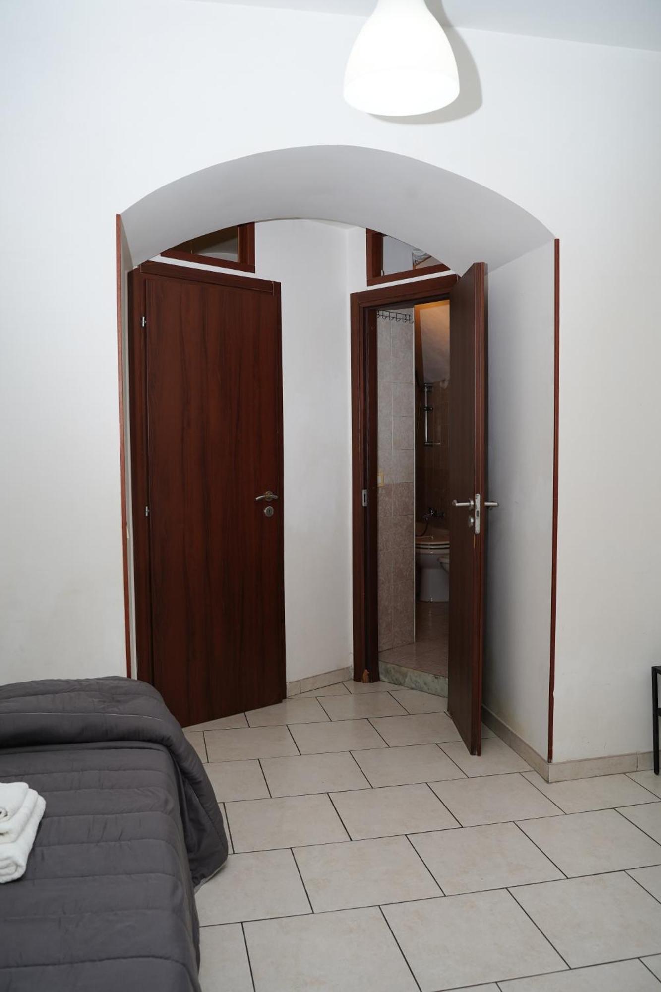 Casa Friends' House Napoli Apartment ภายนอก รูปภาพ