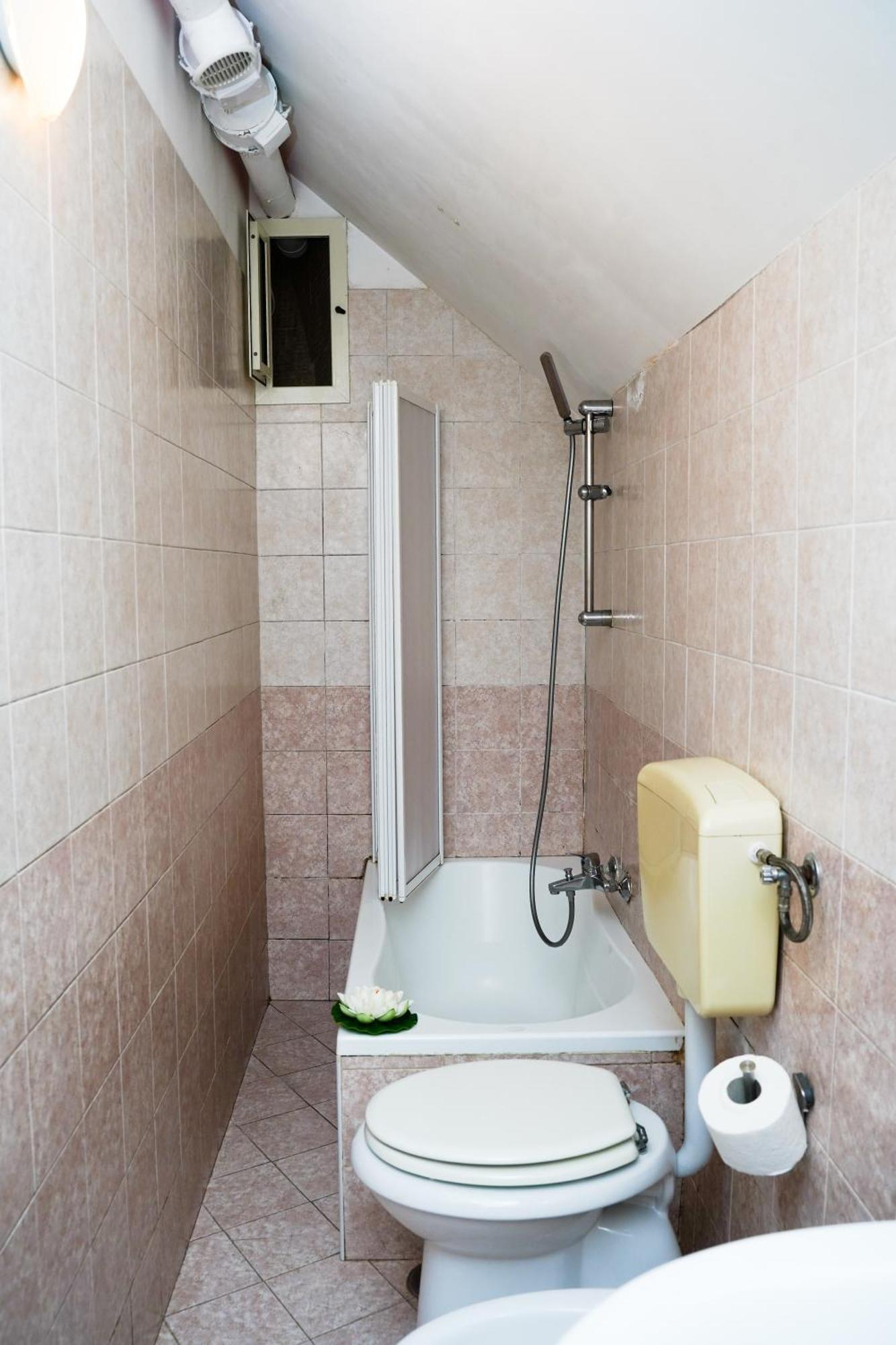 Casa Friends' House Napoli Apartment ภายนอก รูปภาพ